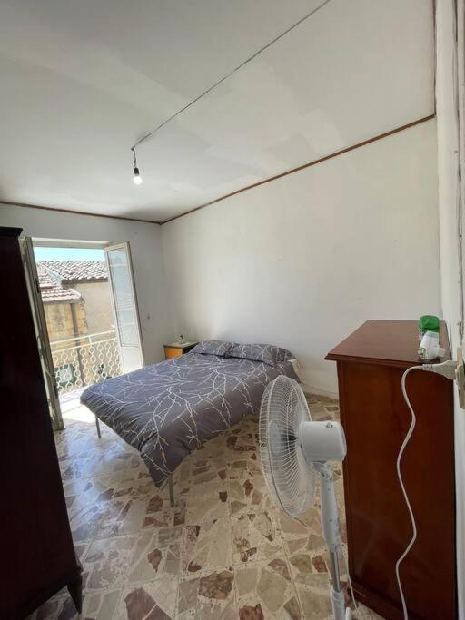 Full House 2 Big Bedroom Near To City & Hill Views Mussomeli المظهر الخارجي الصورة