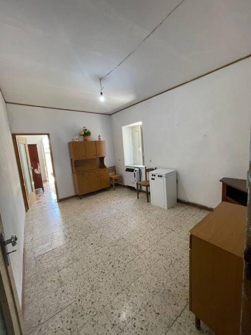 Full House 2 Big Bedroom Near To City & Hill Views Mussomeli المظهر الخارجي الصورة